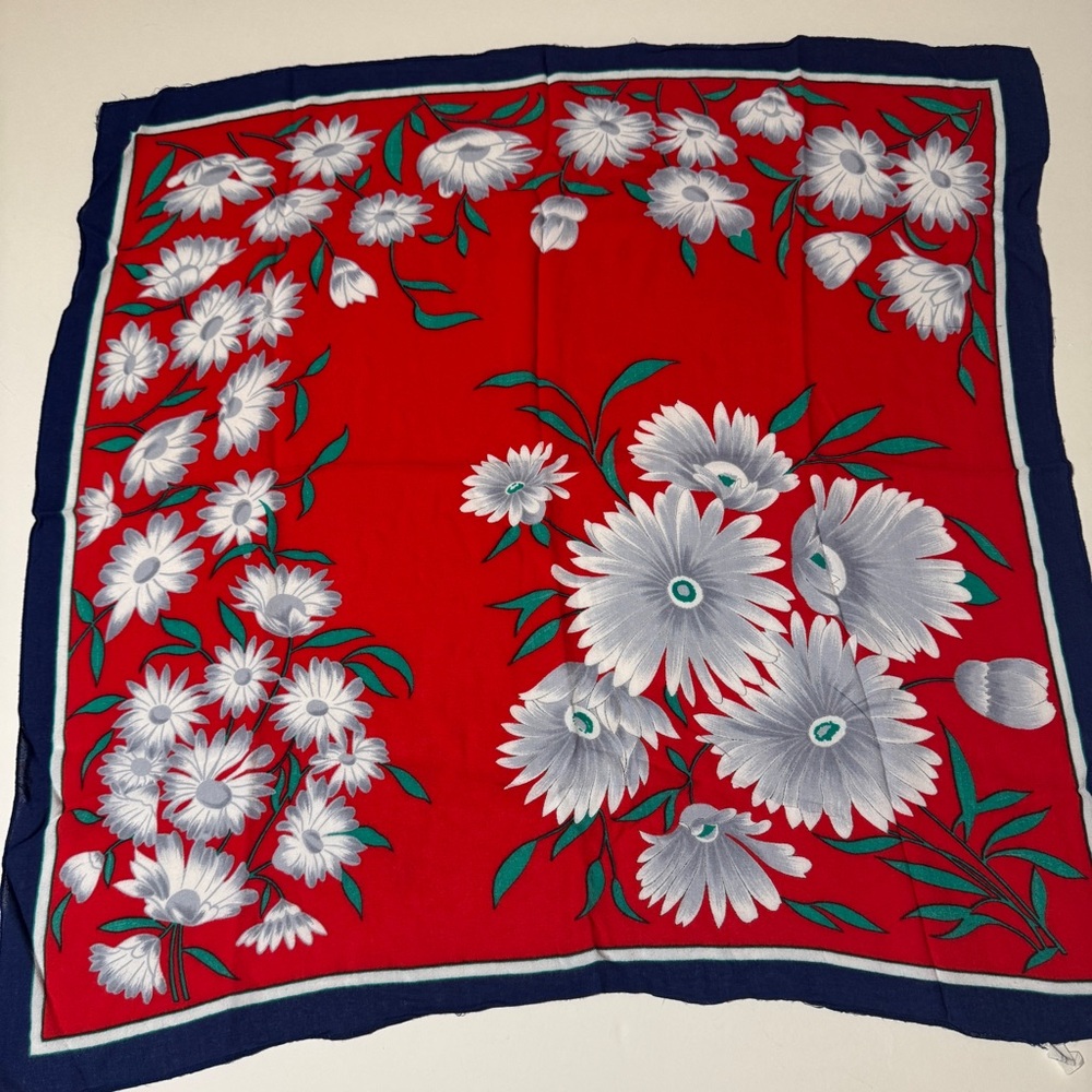 Scarf 27" Square Bandana Floral Red Blue 100% Rayon Made in Italy Casual Fall
